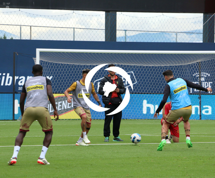 FBL-LIGAPRO-ECUABET-INDEPENDIENTE-CUENCA