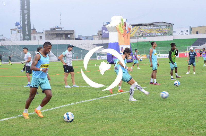 FBL-LIGAPRO-ORENSE-CUMBAYÃ