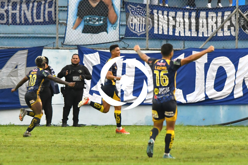 FBL-LIGAPRO-DELFIN-EMELEC