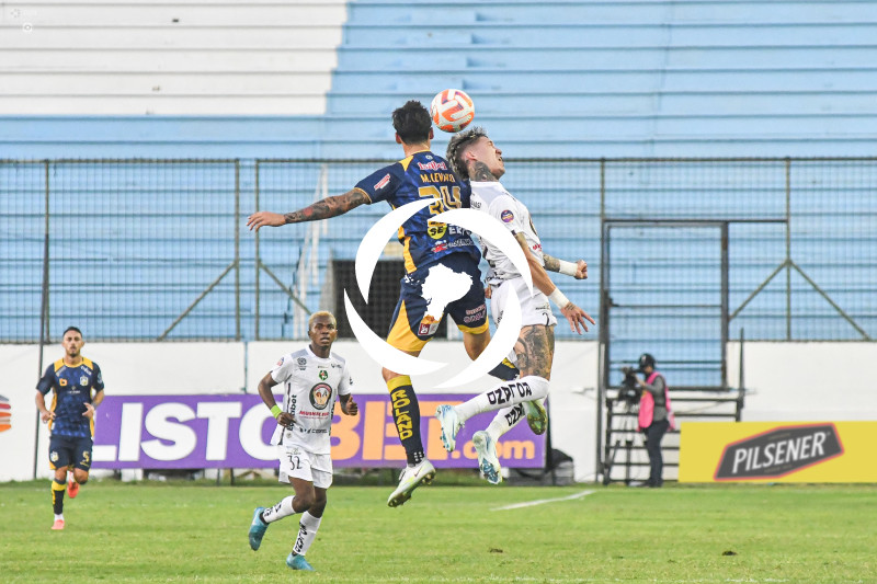 FBL-LIGAPRO-DELFIN-MUSHUC RUNA