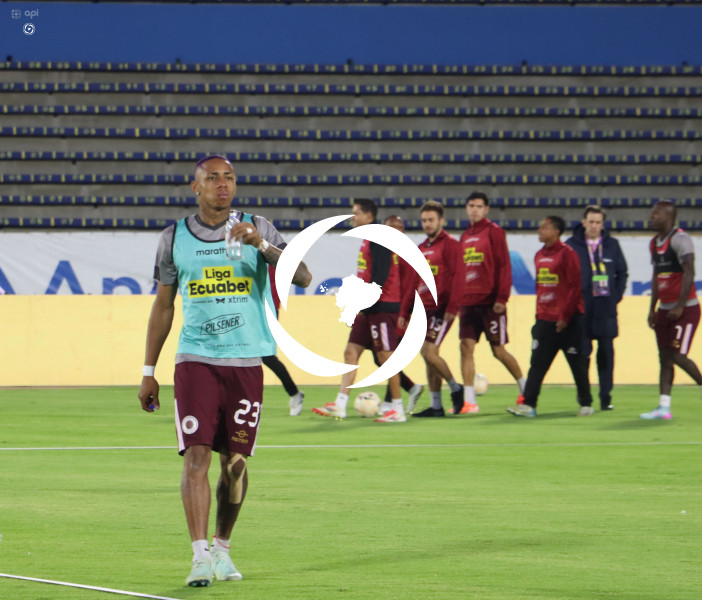 FBL LIGAECUABET VINO TINTO VS ORENSE
