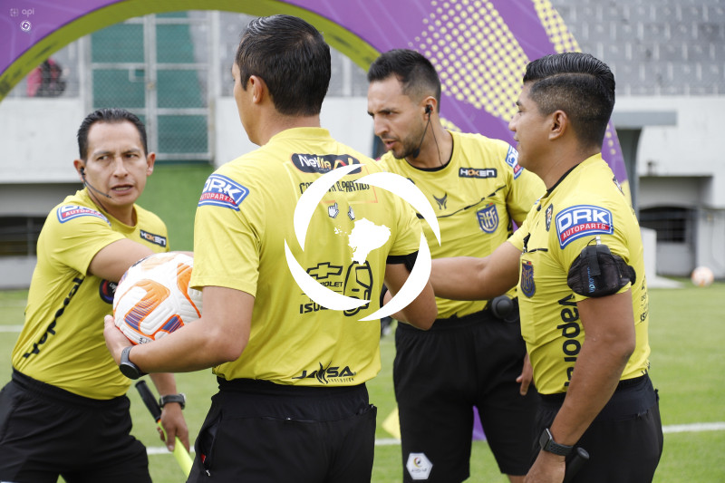 FBL LIGA ECUABET VINOTINTO VS MANTA