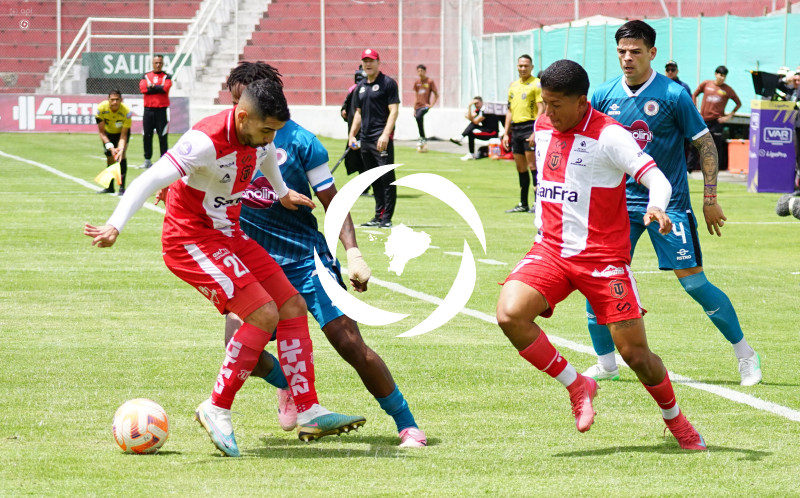 FBL LIGA ECUABET TECNICO VINO TINTO