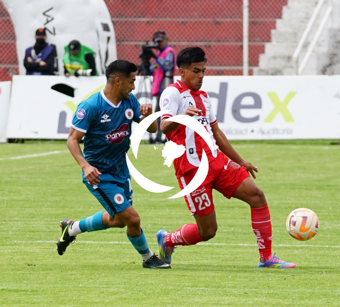 FBL LIGA ECUABET TECNICO VINO TINTO