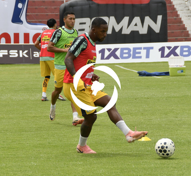 FBL LIGAECUABET-MACARA-DELFIN