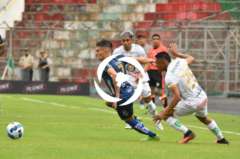 FBL-LIGAPRO-DELFIN-MUSHUC RUNA