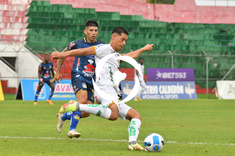 FBL-LIGAPRO-DELFIN-MUSHUC RUNA