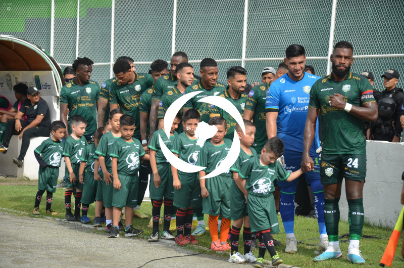FBL-LIGAPRO-ORENSE-CUMBAYA
