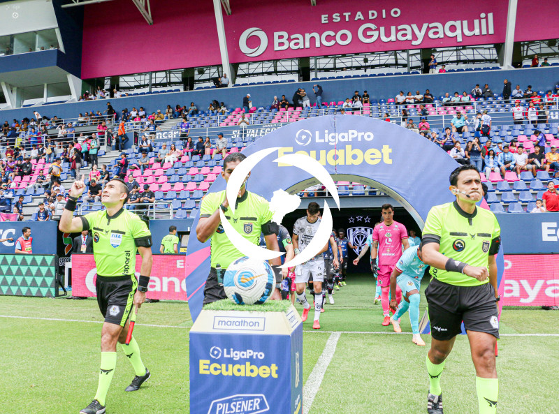 FBL-LIGAPRO-ECUABET-INDEPENDIENTE-VALLE-LIBERTAD