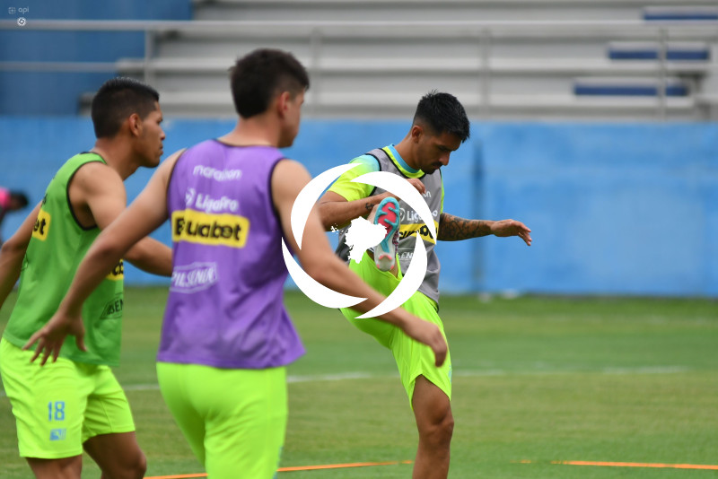 FBL-LIGAPRO-DELFIN-MACARA