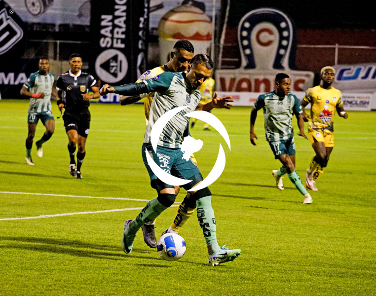 FBL LIGA PRO ECUABET TECNICO DELFIN