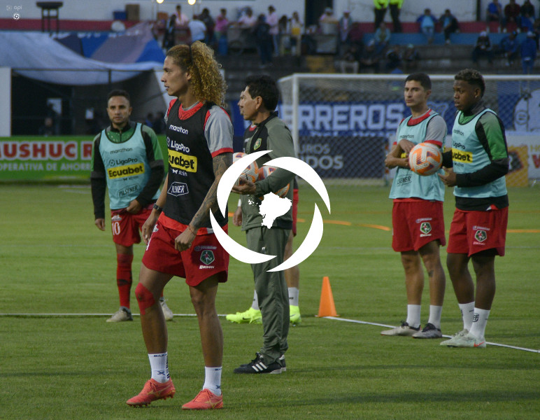 FBL LIGAPRO MUSHUC RUNA EMELEC
