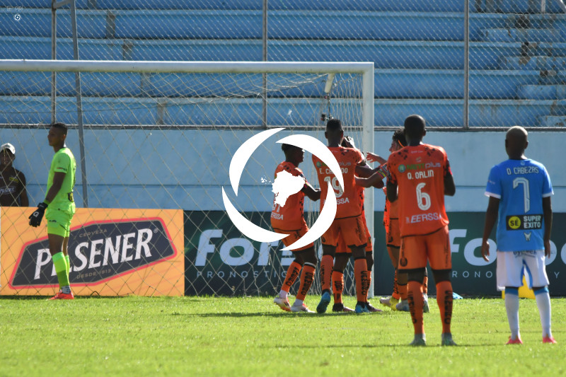 FBL-LIGAPRO-MANTA-LIBERTAD