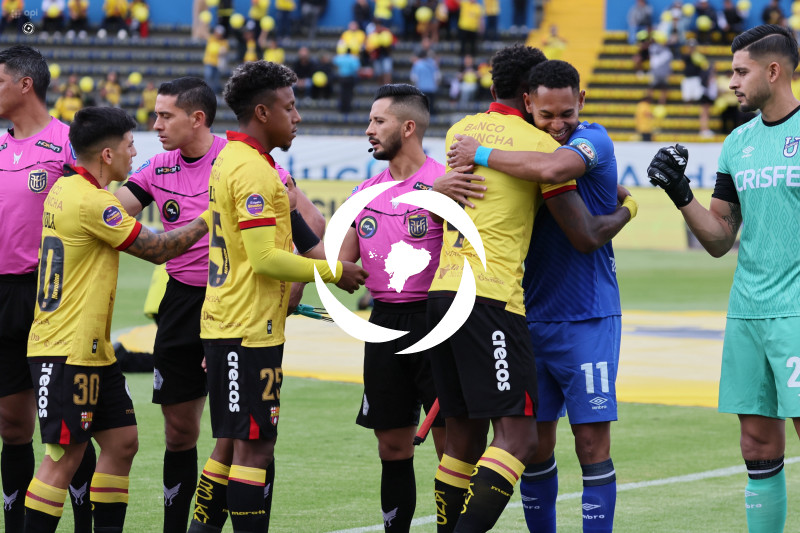 FBL LIGA PRO U CATOLICA VS BARCELONA