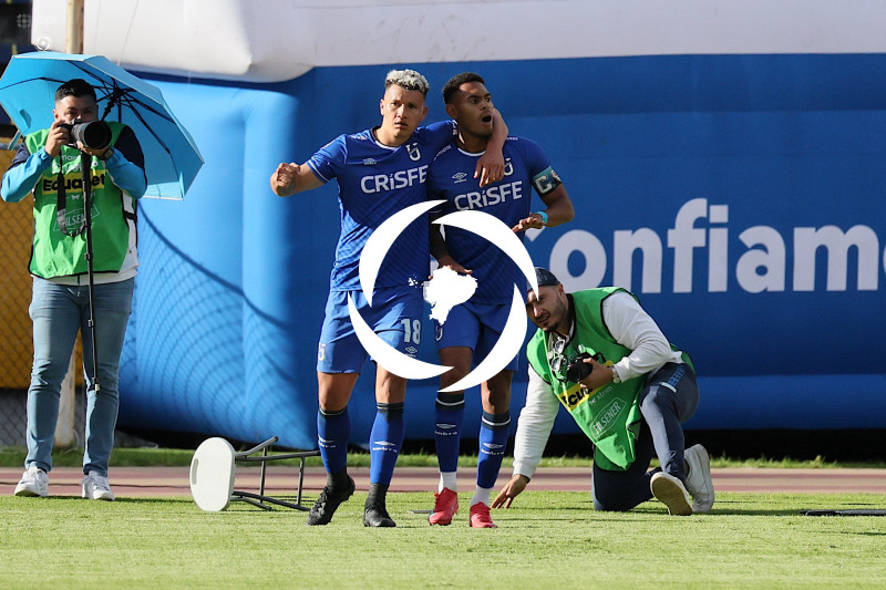 FBL LIGA PRO U CATOLICA VS BARCELONA