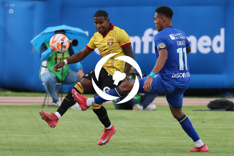 FBL LIGA PRO U CATOLICA VS BARCELONA