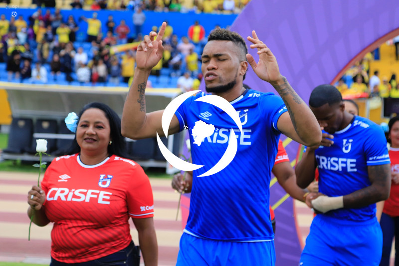 FBL LIGA PRO U CATOLICA VS BARCELONA