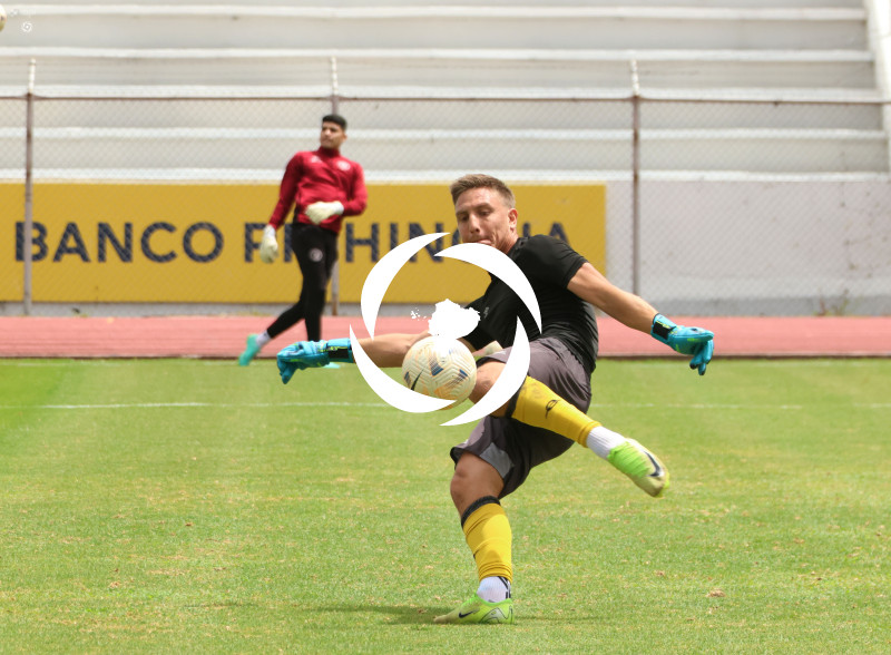 FBL-LIGAPRO-ECUABET-VINO TINTO-MUSHUC RUNA