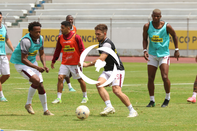 FBL-LIGAPRO-ECUABET-VINO TINTO-MUSHUC RUNA