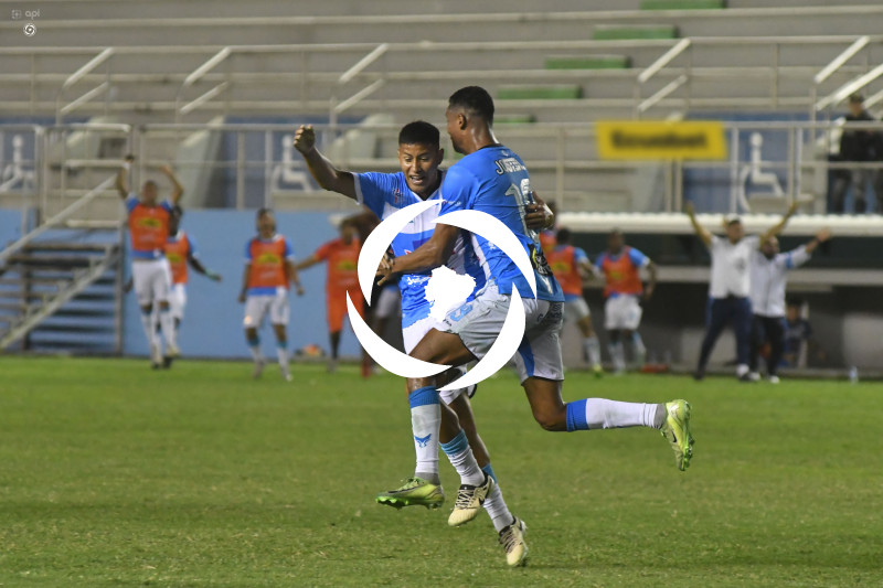 FBL-LIGA ECUABET-MANTA-AUCAS