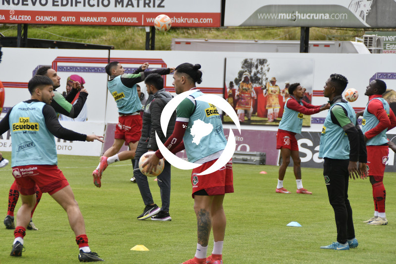 FBL LIGA ECUABET MUSHUC RUNA VINO TINTO