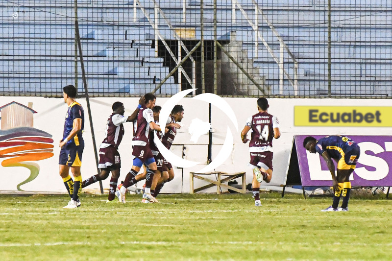 FBL-LIGA ECUABET-DELFIN-MACARA