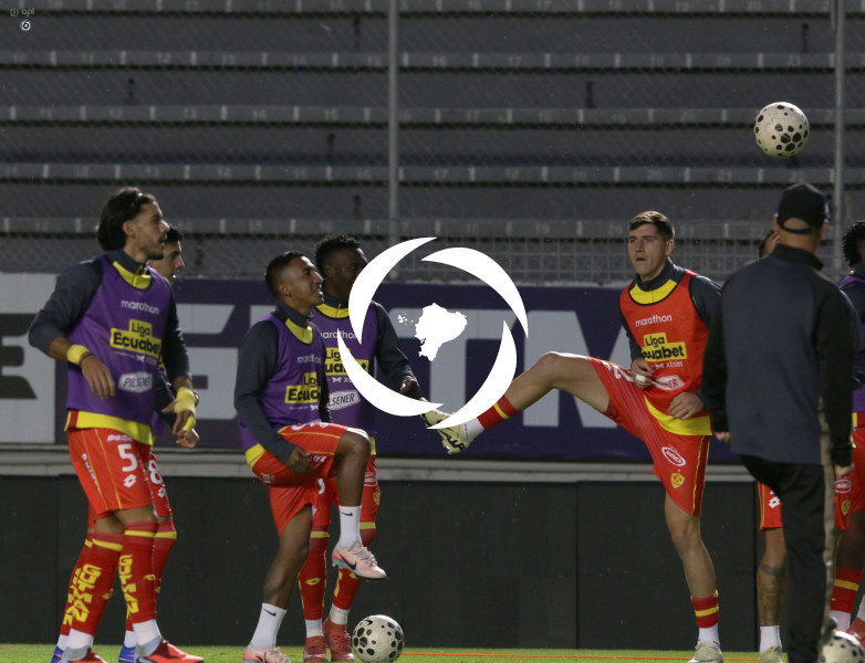 FBL LIGA ECUABET AUCAS VS ORENSE